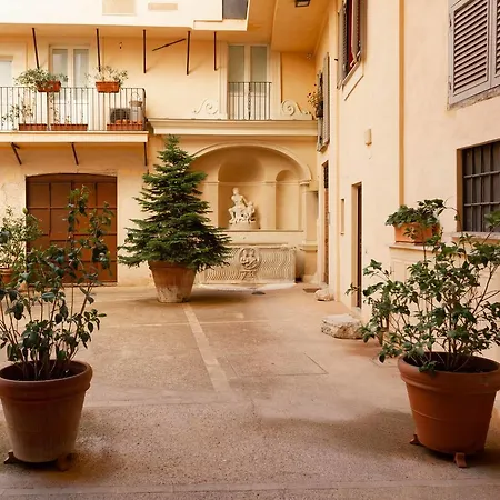 Apartment Palazzo Della Scimmia Rom