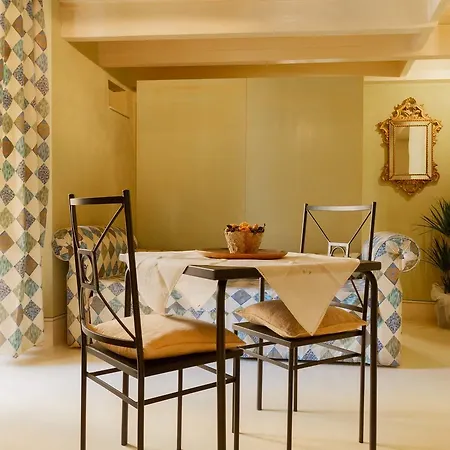Apartment Palazzo Della Scimmia Rom