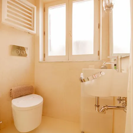 Apartment Palazzo Della Scimmia Rom
